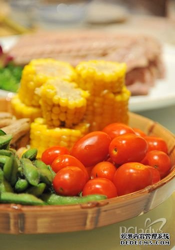 <b>�������̳�ʳ�����߲�</b>